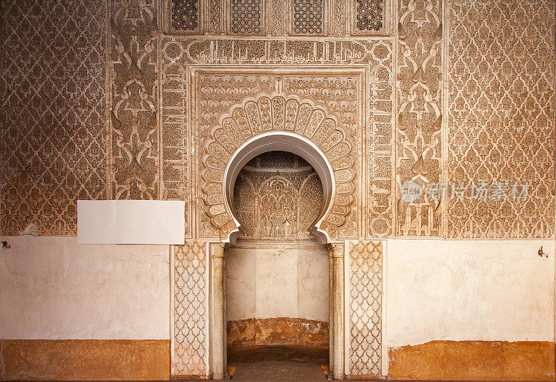 摩洛哥马拉喀什的Ali Ben Youssef Madrassa。